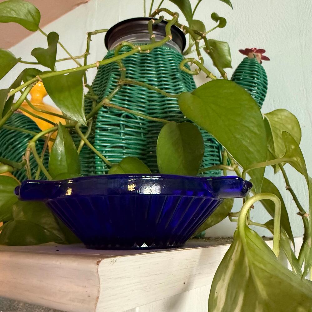 Vintage 1930's Rare Fenton Art Glass Sheffield Pattern Cobalt Blue Ashtray